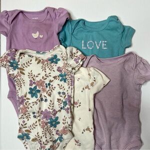 Lot of 5 Carter's Bodysuit Set - Purple, Teal, Cream size 3 months